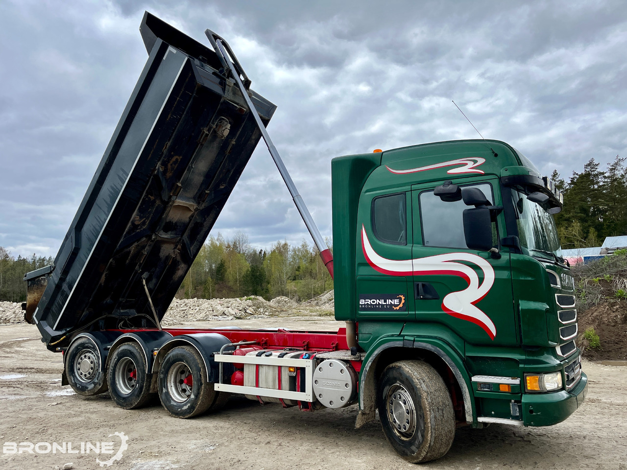 2013 V8 SCANIA R560 8X4 Tipper/Kallur/Retarder - Самосвал камион: снимка 4 2013 V8 SCANIA R560 8X4 Tipper/Kallur/Retarder - Самосвал камион: снимка 4