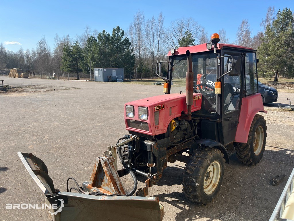 2016 Belarus 320.4 Tractor + Snow plow - Трактор, Гребло за сняг: снимка 3 2016 Belarus 320.4 Tractor + Snow plow - Трактор, Гребло за сняг: снимка 3