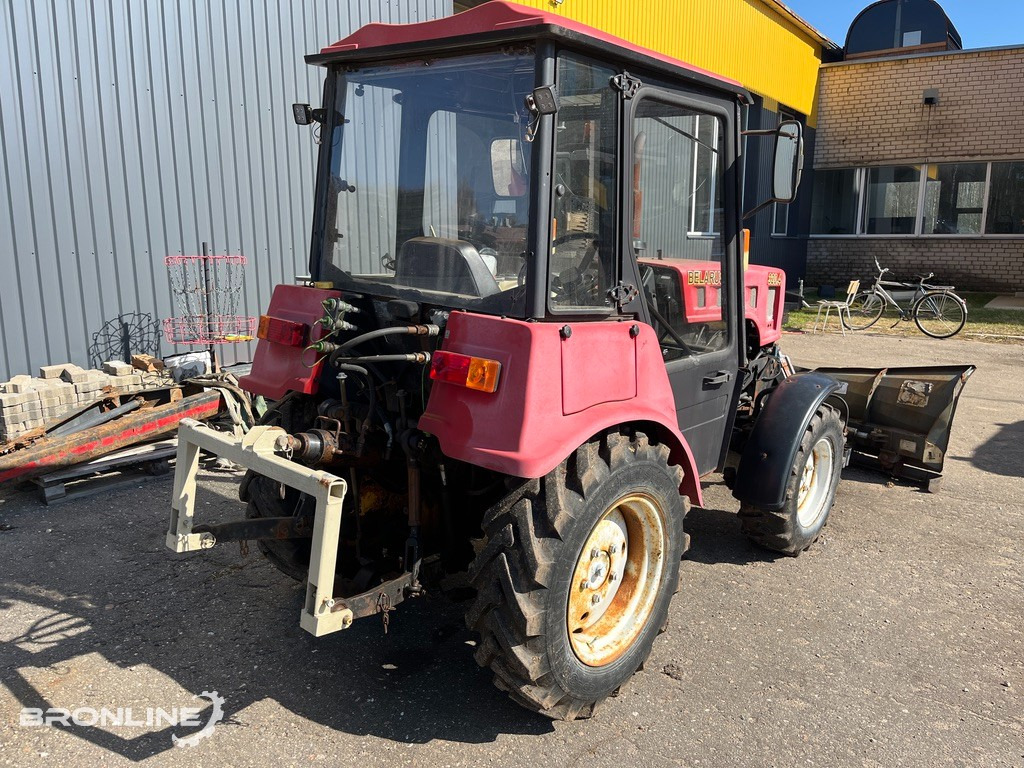 2016 Belarus 320.4 Tractor + Snow plow - Трактор, Гребло за сняг: снимка 5 2016 Belarus 320.4 Tractor + Snow plow - Трактор, Гребло за сняг: снимка 5