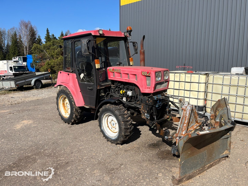 2016 Belarus 320.4 Tractor + Snow plow - Трактор, Гребло за сняг: снимка 2 2016 Belarus 320.4 Tractor + Snow plow - Трактор, Гребло за сняг: снимка 2