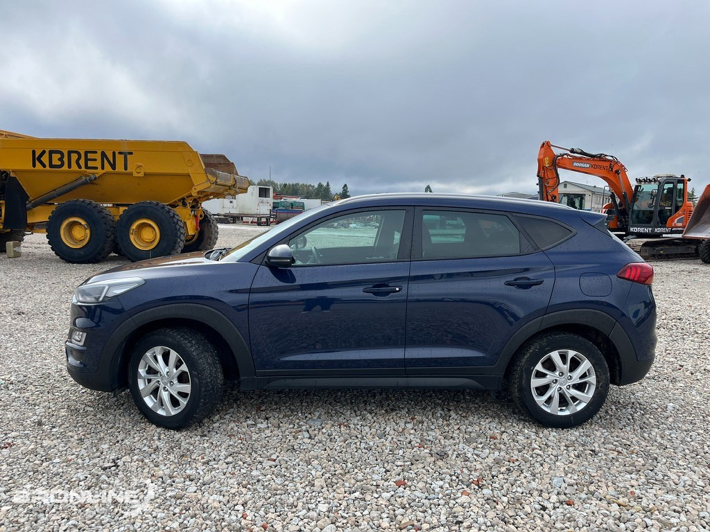 2019 Hyundai Tucson 1.6 97kW - Лек автомобил: снимка 3 2019 Hyundai Tucson 1.6 97kW - Лек автомобил: снимка 3