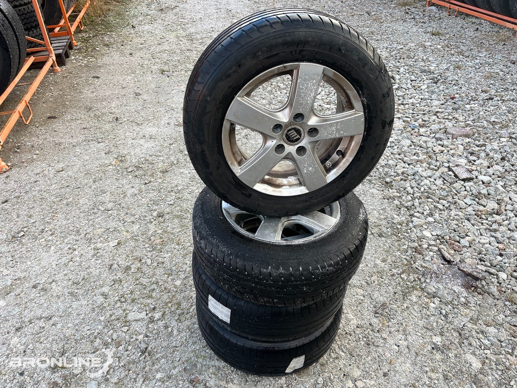 Veljekomplekt suverehvidega 195/65/R15 - Комплект колела за Лекотоварен автомобил: снимка 2 Veljekomplekt suverehvidega 195/65/R15 - Комплект колела за Лекотоварен автомобил: снимка 2