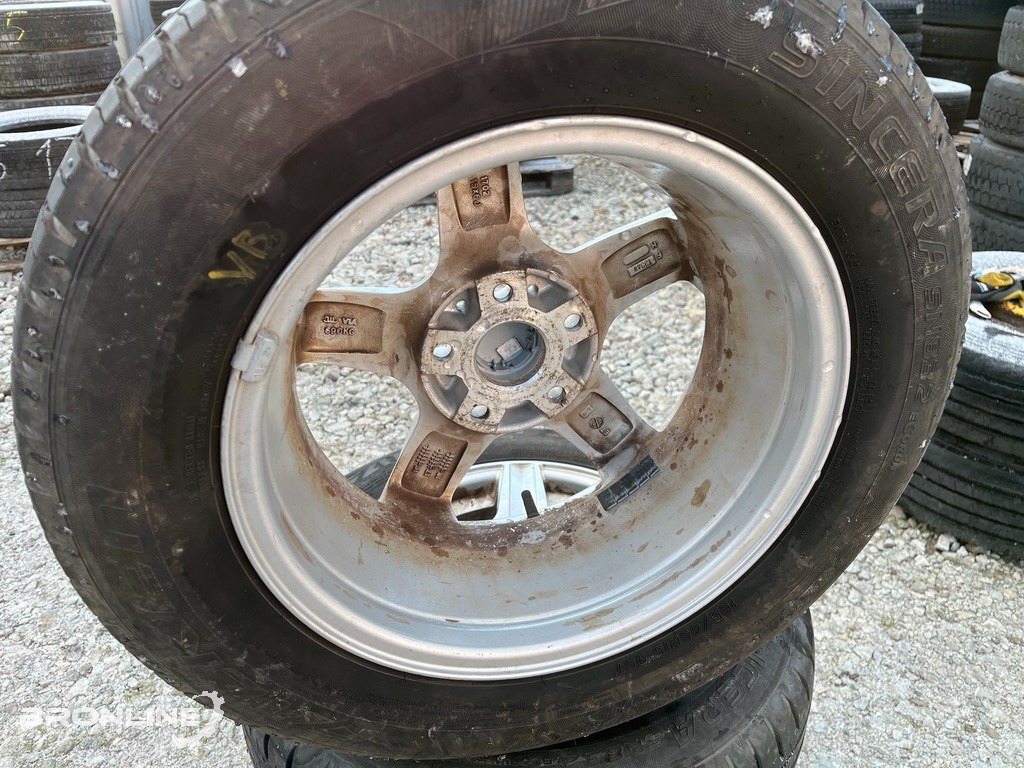 Veljekomplekt suverehvidega 195/65/R15 - Комплект колела за Лекотоварен автомобил: снимка 5 Veljekomplekt suverehvidega 195/65/R15 - Комплект колела за Лекотоварен автомобил: снимка 5