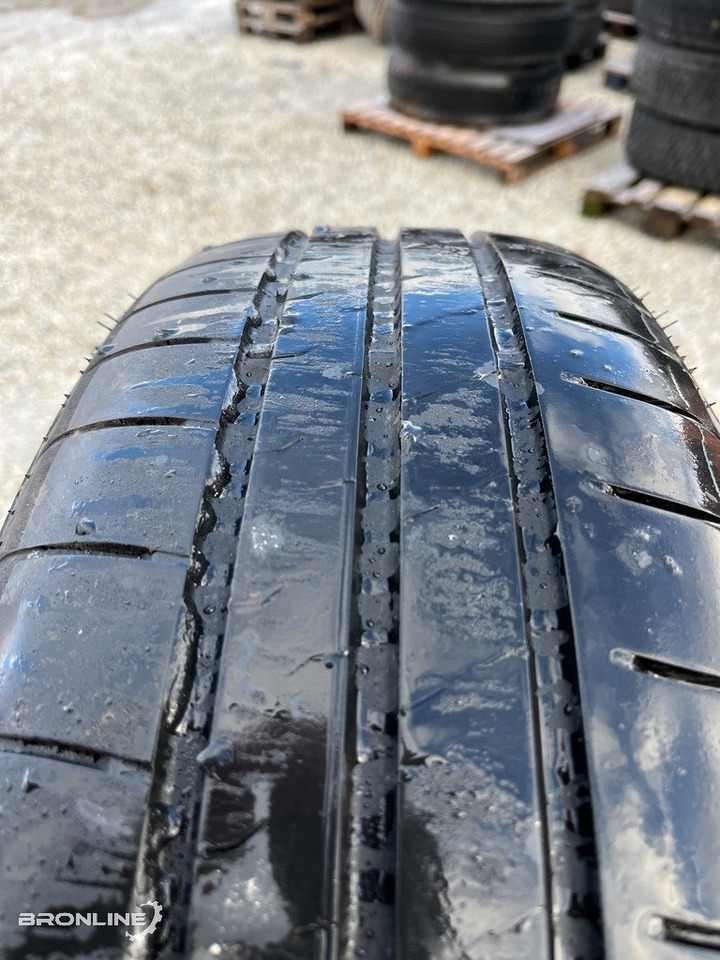 Veljekomplekt suverehvidega 195/65/R15 - Комплект колела за Лекотоварен автомобил: снимка 5 Veljekomplekt suverehvidega 195/65/R15 - Комплект колела за Лекотоварен автомобил: снимка 5