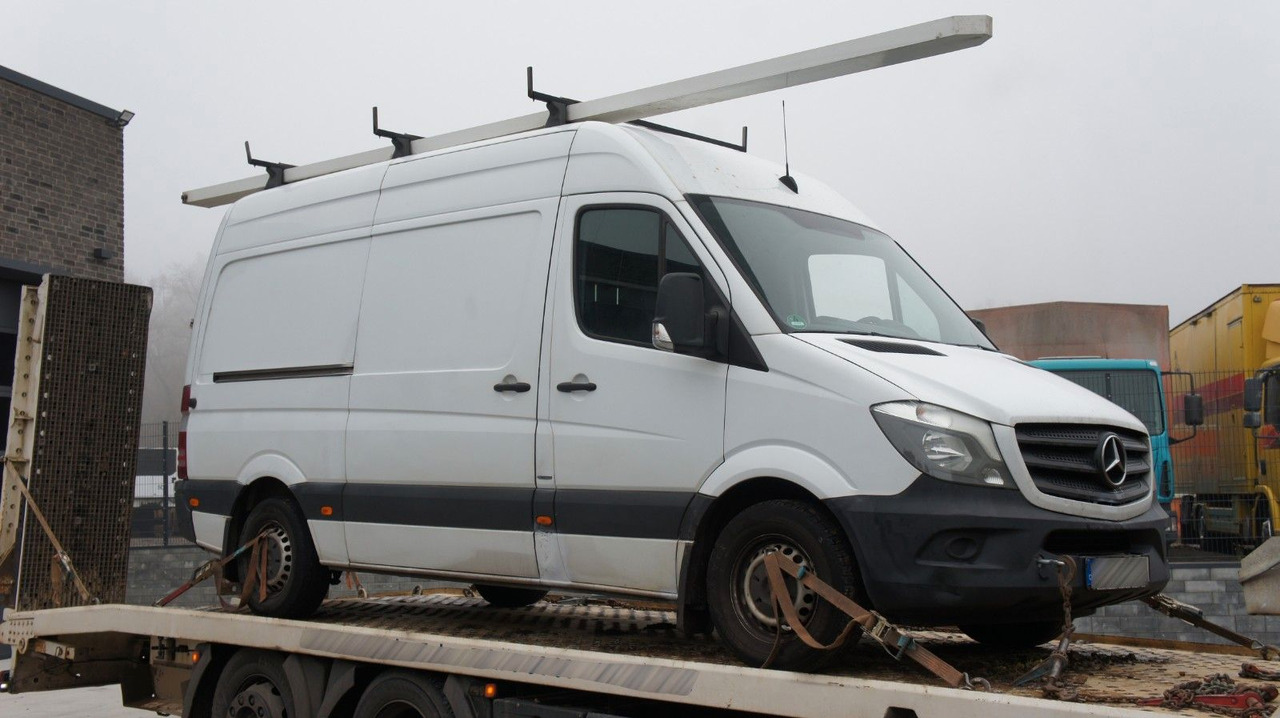 Mercedes-Benz Sprinter 314 CDI Kasten - Товарен бус: снимка 4 Mercedes-Benz Sprinter 314 CDI Kasten - Товарен бус: снимка 4