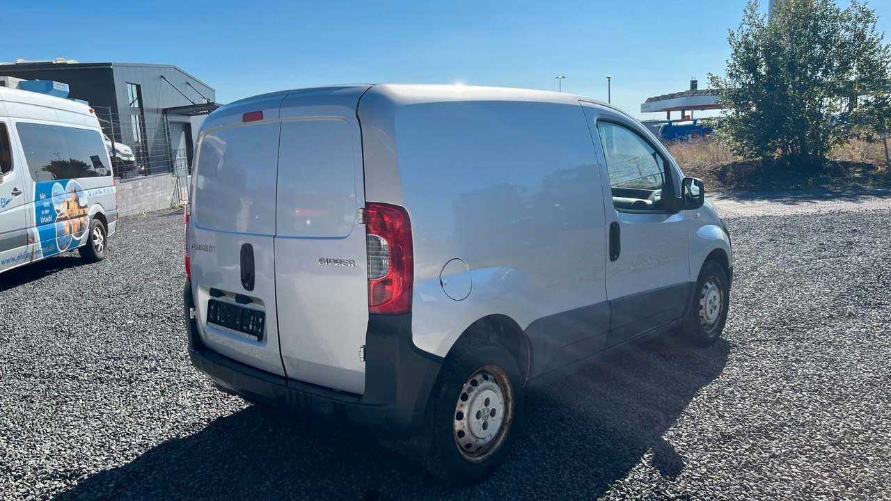 Peugeot Bipper Basis Kopfdichtungsschaden - Лек автомобил: снимка 4 Peugeot Bipper Basis Kopfdichtungsschaden - Лек автомобил: снимка 4