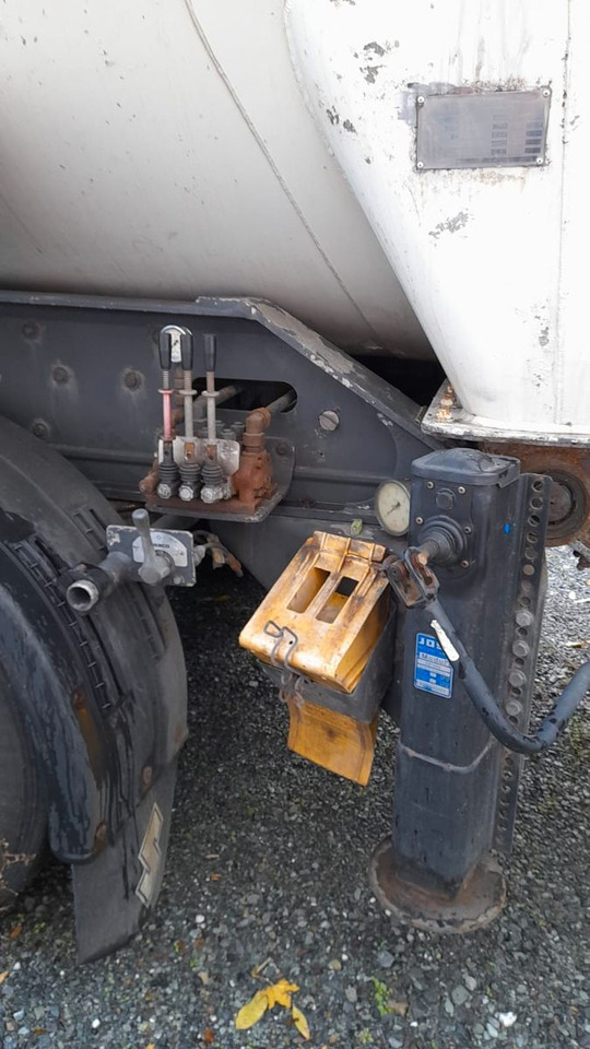 Цистерна за насипни товари Spitzer SK 2753 CAL 53m³ Kippsilo: снимка 16