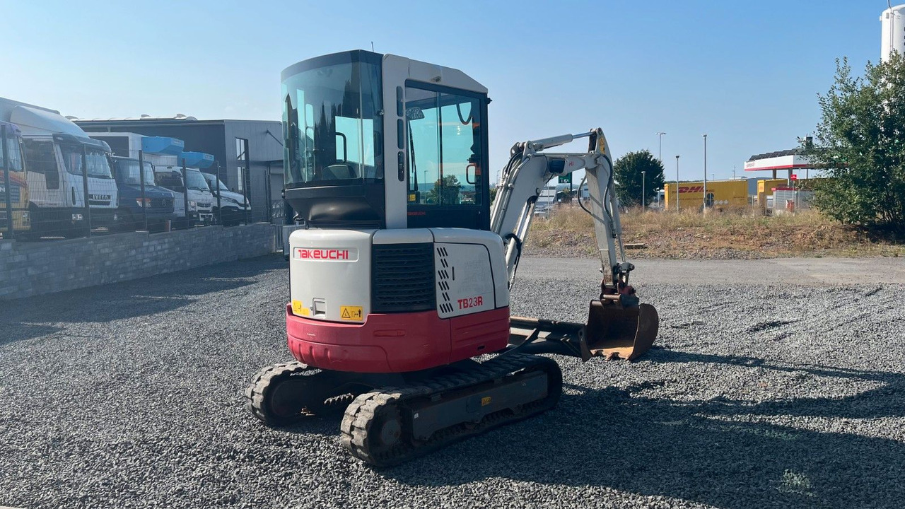 Takeuchi TB23R Minibagger 2670 Kg Takeuchi TB23R Minibagger 2670 Kg - Мини багер: снимка 4 Takeuchi TB23R Minibagger 2670 Kg Takeuchi TB23R Minibagger 2670 Kg - Мини багер: снимка 4