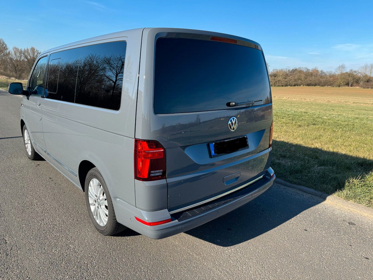 Volkswagen T6.1 Transporter Multivan Generation Six 4x4 - Пътнически бус: снимка 5 Volkswagen T6.1 Transporter Multivan Generation Six 4x4 - Пътнически бус: снимка 5