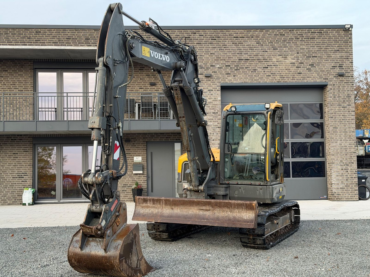 Volvo ECR 88 D Verstellauslger OQ Oilquick - Мини багер: снимка 5 Volvo ECR 88 D Verstellauslger OQ Oilquick - Мини багер: снимка 5