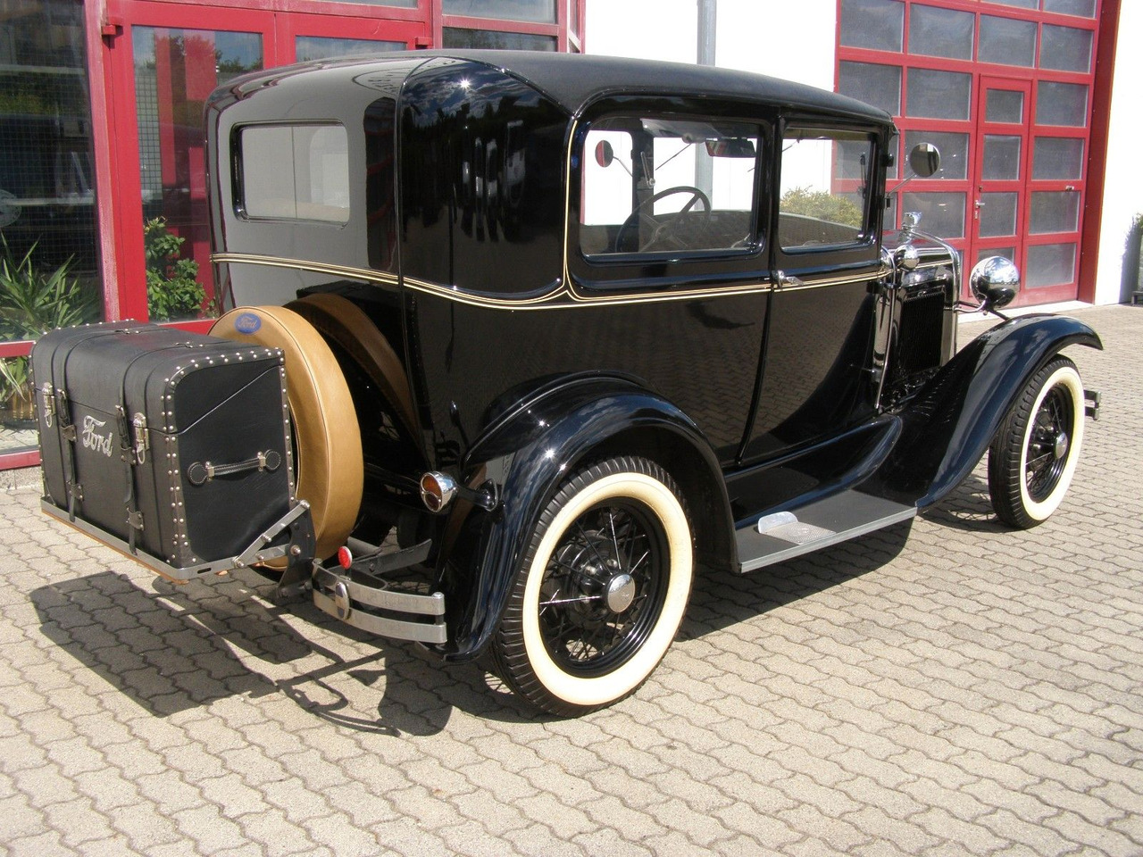 Ford MODELL A / TUDOR + H-Kennzeichen - Седан: снимка 5 Ford MODELL A / TUDOR + H-Kennzeichen - Седан: снимка 5