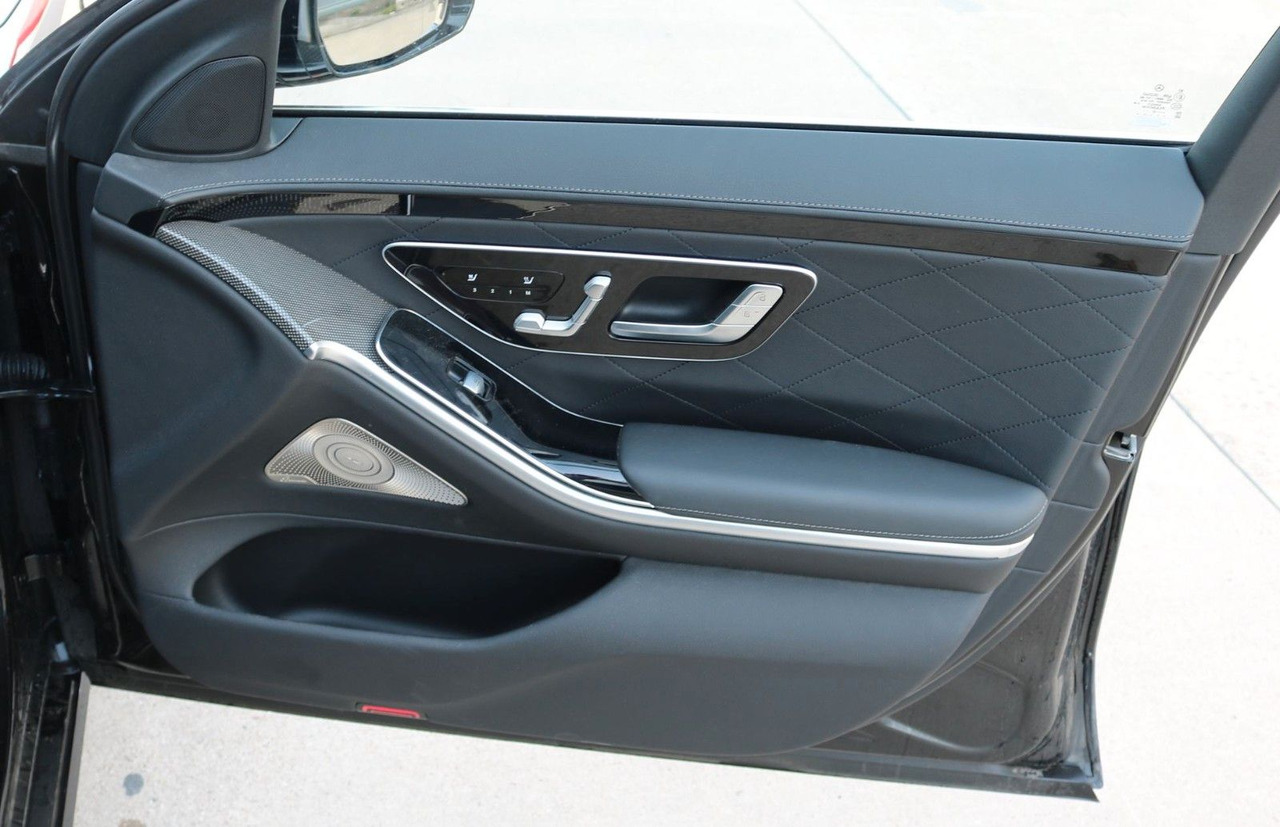 Седан Mercedes-Benz S 580 / 4Matic / Panorama. / Leder NETTO 51900 €: снимка 17
