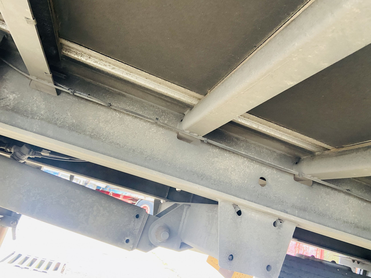 Ackermann Z-KA-F10.5/7,6 1 Achs Planenanhänger 10,5 t GG - Затворена каросерия ремарке: снимка 3 Ackermann Z-KA-F10.5/7,6 1 Achs Planenanhänger 10,5 t GG - Затворена каросерия ремарке: снимка 3