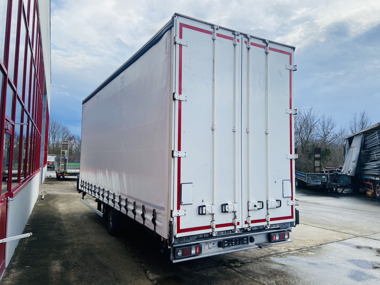 Ackermann Z-KA-F10.5/7,6 1 Achs Planenanhänger 10,5 t GG - Затворена каросерия ремарке: снимка 4 Ackermann Z-KA-F10.5/7,6 1 Achs Planenanhänger 10,5 t GG - Затворена каросерия ремарке: снимка 4