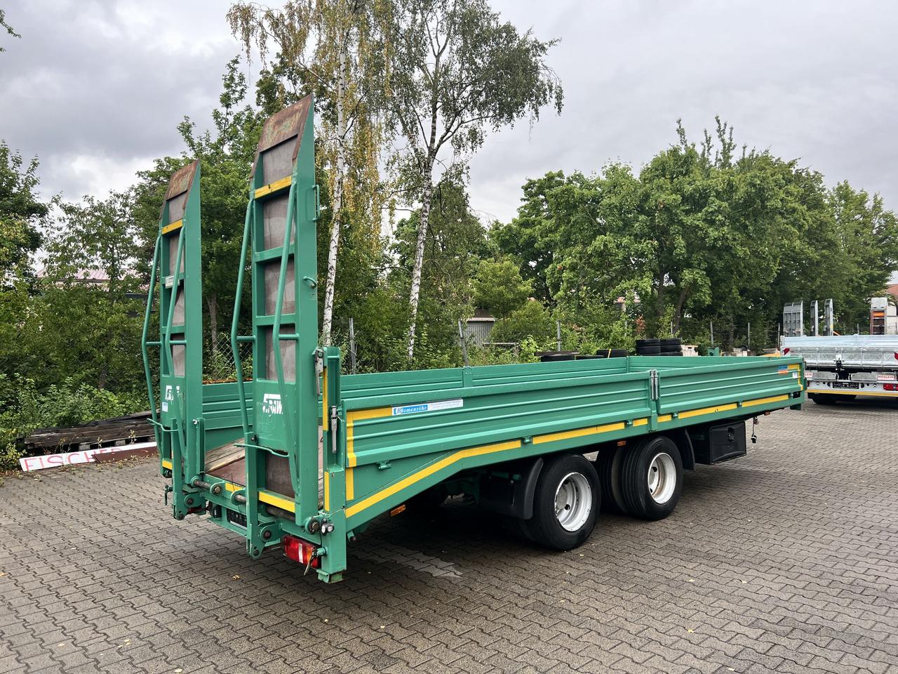 Blomenroehr 688/18000 18 t Tandemtieflader, wenig Benutzt - Нискорамна площадка ремарке: снимка 4 Blomenroehr 688/18000 18 t Tandemtieflader, wenig Benutzt - Нискорамна площадка ремарке: снимка 4