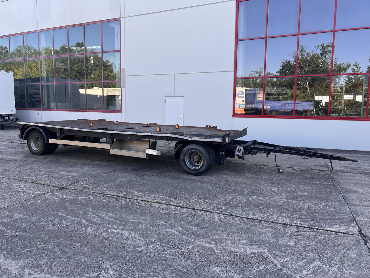 Dinkel DAC 18000 2 Achs Kombi- Anhänger für Abroll- oder Absetzmulden oder Tieflader - Бордово ремарке/ Платформа: снимка 1 Dinkel DAC 18000 2 Achs Kombi- Anhänger für Abroll- oder Absetzmulden oder Tieflader - Бордово ремарке/ Платформа: снимка 1