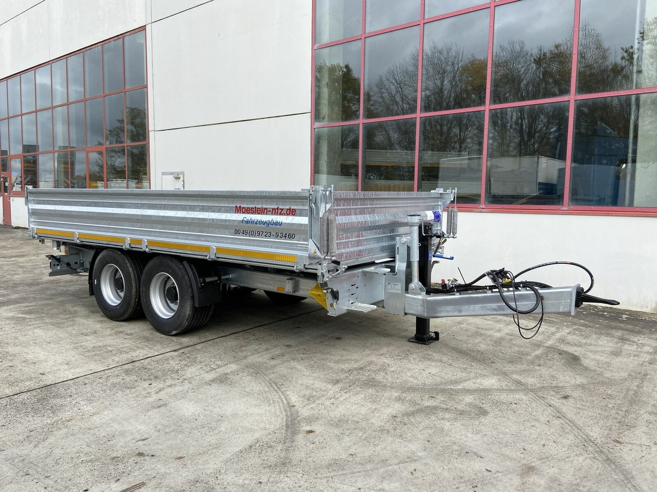 Möslein 14 t Tandem- Kipper Tieflader 5,70 m lang, Brei - Самосвал ремарке: снимка 3 Möslein 14 t Tandem- Kipper Tieflader 5,70 m lang, Brei - Самосвал ремарке: снимка 3