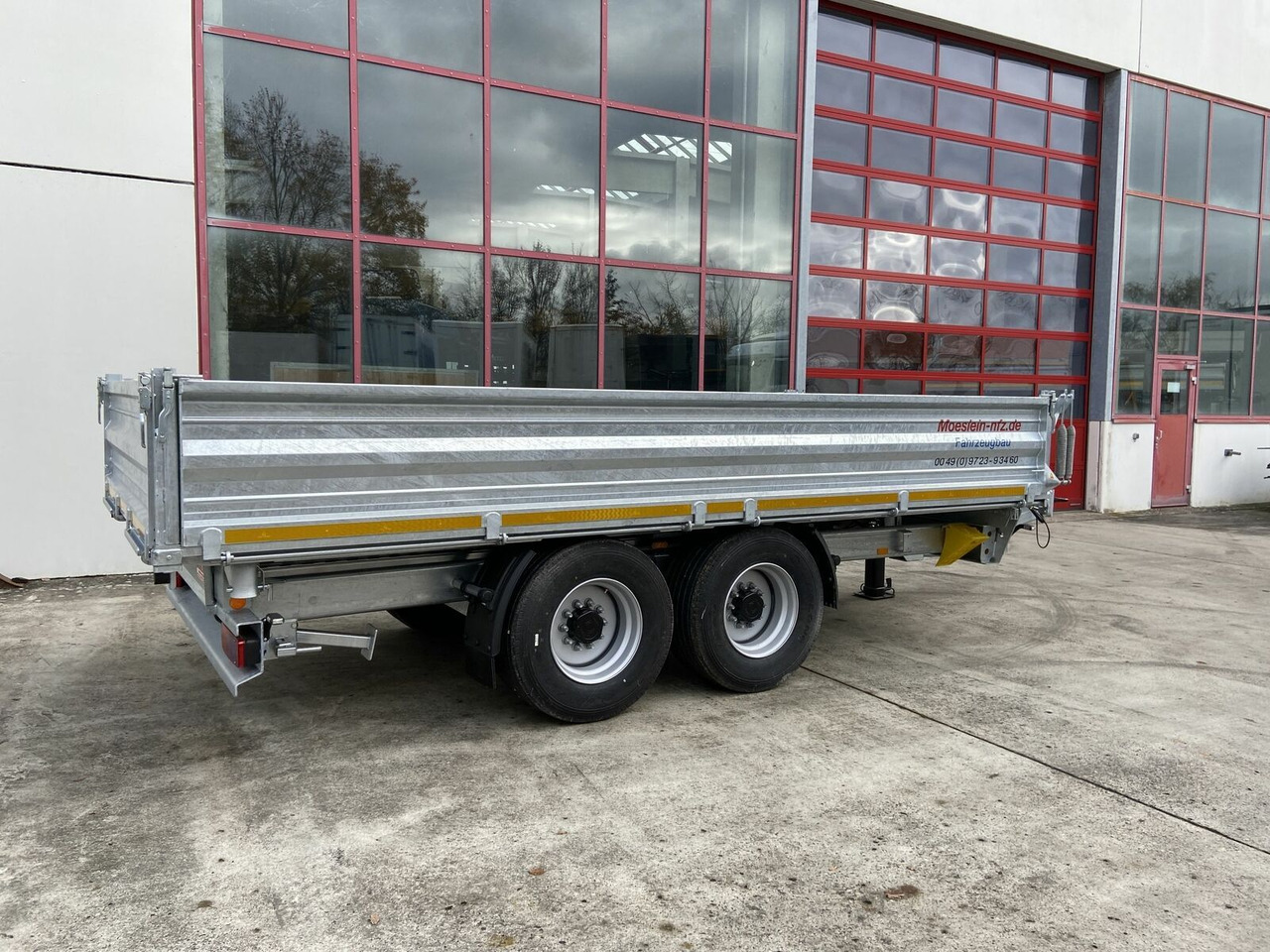 Möslein 14 t Tandem- Kipper Tieflader 5,70 m lang, Brei - Самосвал ремарке: снимка 4 Möslein 14 t Tandem- Kipper Tieflader 5,70 m lang, Brei - Самосвал ремарке: снимка 4