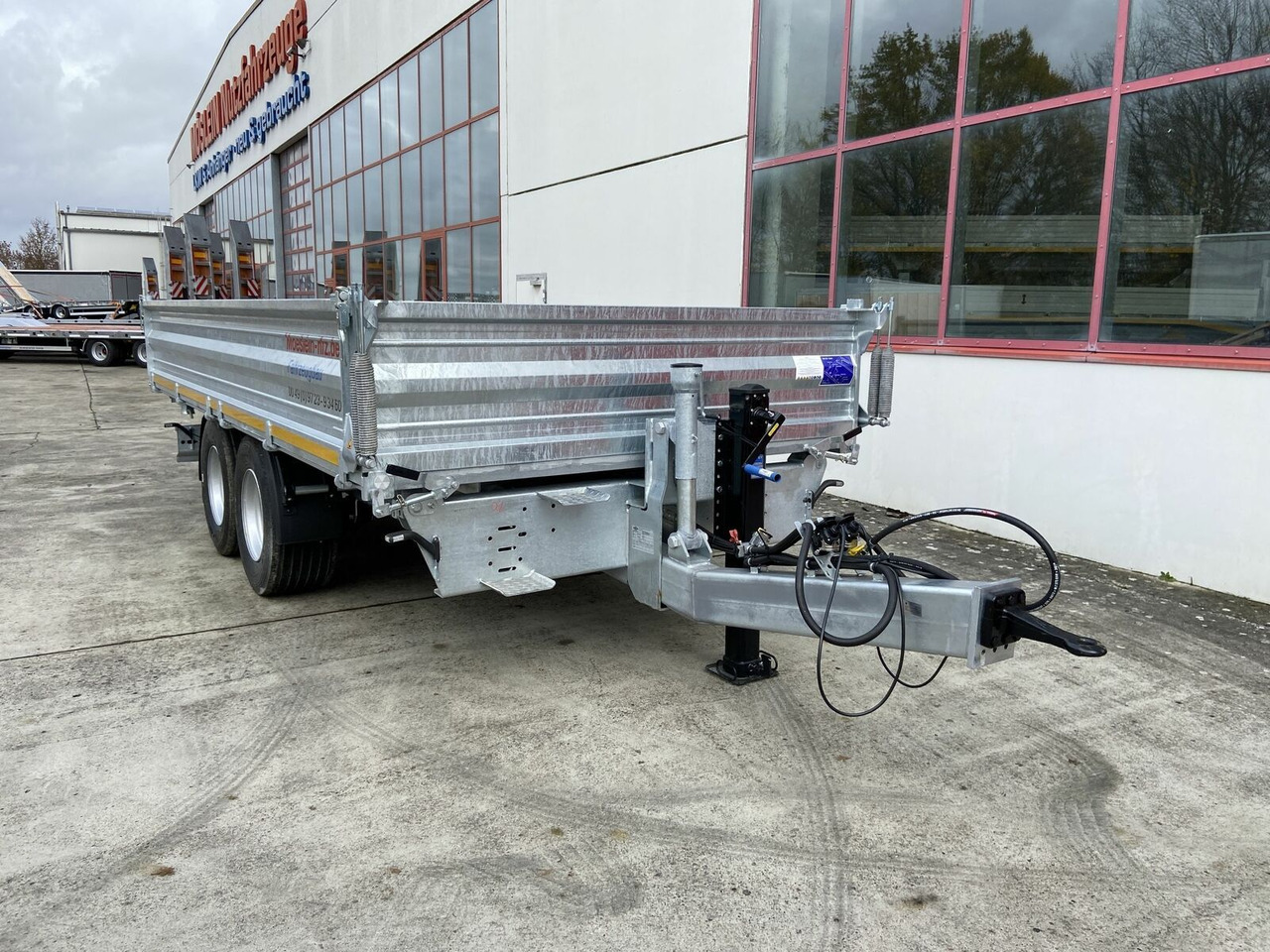 Möslein 14 t Tandem- Kipper Tieflader 5,70 m lang, Brei - Самосвал ремарке: снимка 2 Möslein 14 t Tandem- Kipper Tieflader 5,70 m lang, Brei - Самосвал ремарке: снимка 2