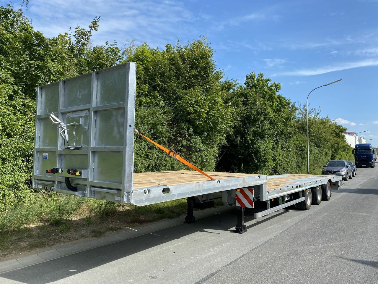 Möslein 3 Achs Satteltieflader Plato 45 t GGfür Fertigt - Нискорамна площадка полуремарке: снимка 3 Möslein 3 Achs Satteltieflader Plato 45 t GGfür Fertigt - Нискорамна площадка полуремарке: снимка 3