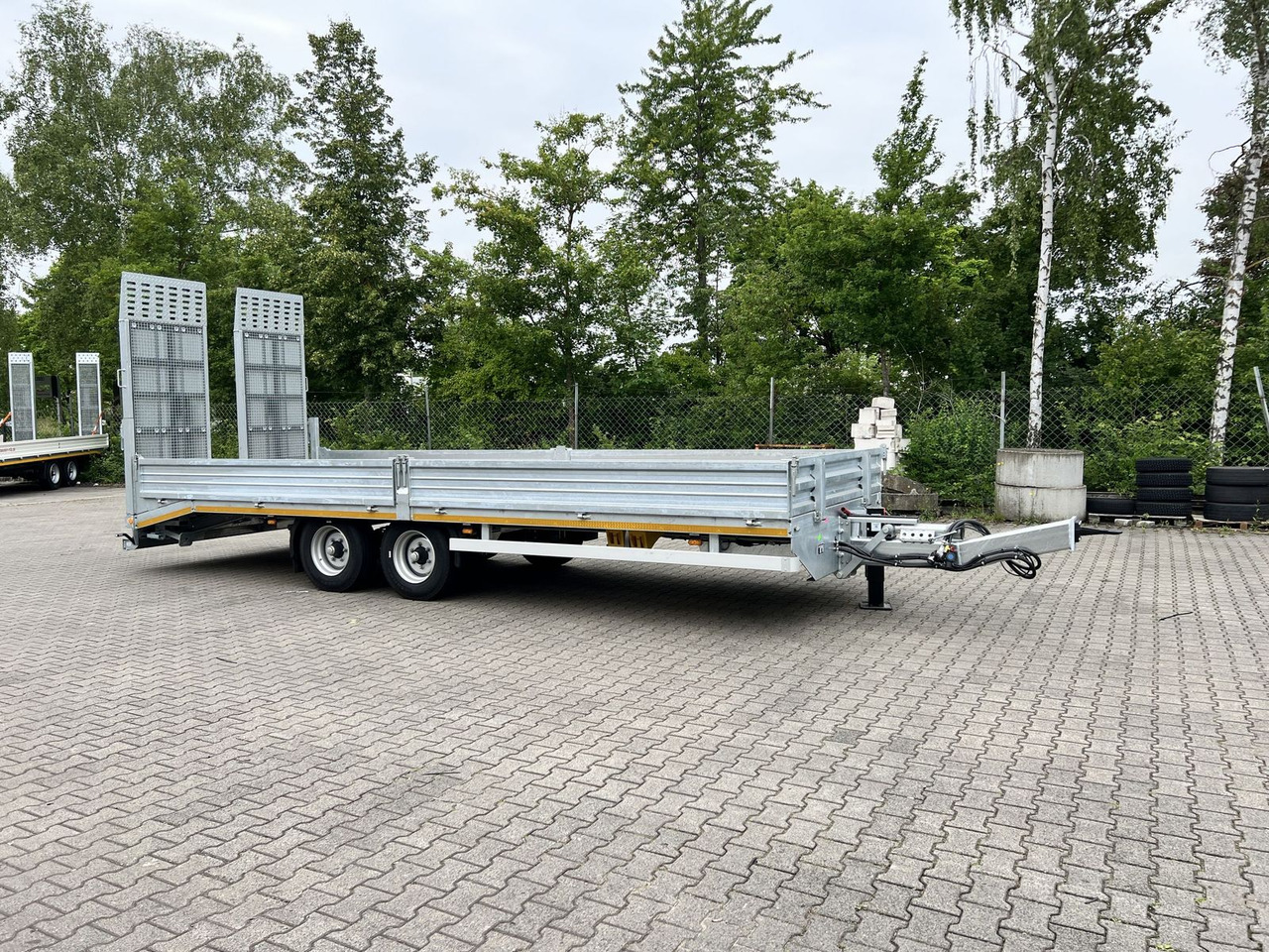 Möslein Neuer Tandemtieflader, 7,28 m Ladefläche, breit - Нискорамна площадка ремарке: снимка 4 Möslein Neuer Tandemtieflader, 7,28 m Ladefläche, breit - Нискорамна площадка ремарке: снимка 4