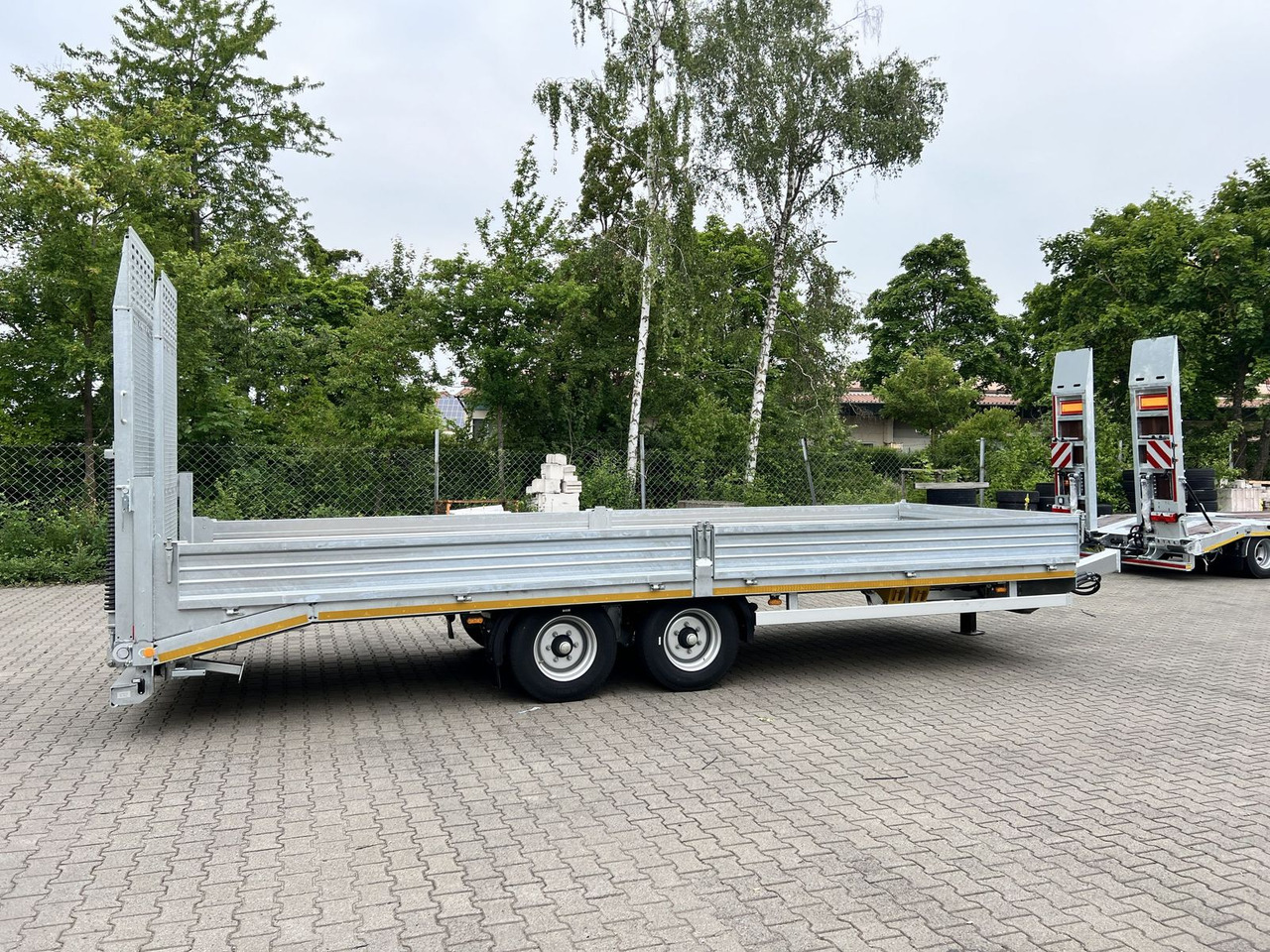 Möslein Neuer Tandemtieflader, 7,28 m Ladefläche, breit - Нискорамна площадка ремарке: снимка 3 Möslein Neuer Tandemtieflader, 7,28 m Ladefläche, breit - Нискорамна площадка ремарке: снимка 3