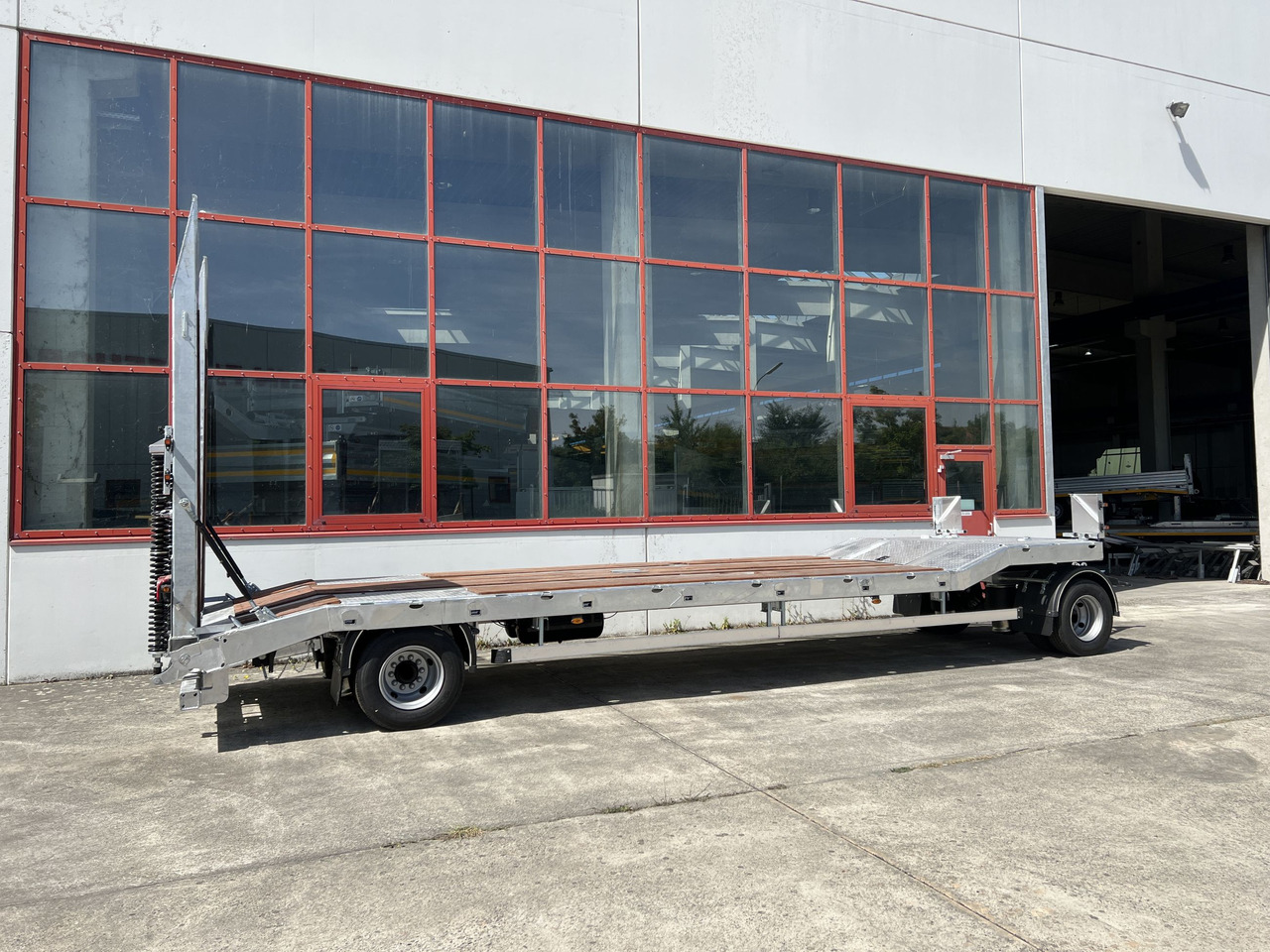 Möslein T 2 Schwebheim Neuer 2 Achs Tieflader- Anhänger, Verbreiterung - Нискорамна площадка ремарке: снимка 3 Möslein T 2 Schwebheim Neuer 2 Achs Tieflader- Anhänger, Verbreiterung - Нискорамна площадка ремарке: снимка 3