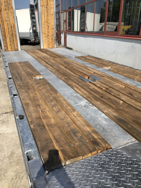 Нови Нискорамна площадка ремарке За превоз на тежка техника Möslein T 3-6,60 VB 3 Achs Tieflader- Anhänger, Luftgefedert, Verbreiterung: снимка 6 Нови Нискорамна площадка ремарке За превоз на тежка техника Möslein T 3-6,60 VB 3 Achs Tieflader- Anhänger, Luftgefedert, Verbreiterung: снимка 6