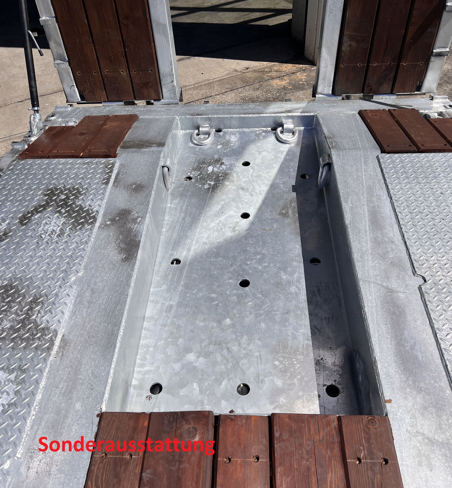 Möslein T 3-9,20 F 3 Achs Tieflader mit gerader Ladefläche 9 m, Neufahrzeug - Нискорамна площадка ремарке: снимка 5 Möslein T 3-9,20 F 3 Achs Tieflader mit gerader Ladefläche 9 m, Neufahrzeug - Нискорамна площадка ремарке: снимка 5