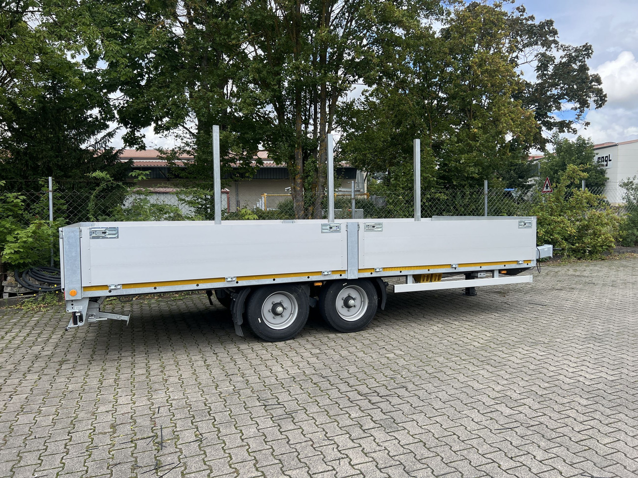 Нови Бордово ремарке/ Платформа Möslein THT 11 G 6,2 L  Tandem- Pritschenanhänger- Tieflader: снимка 8
