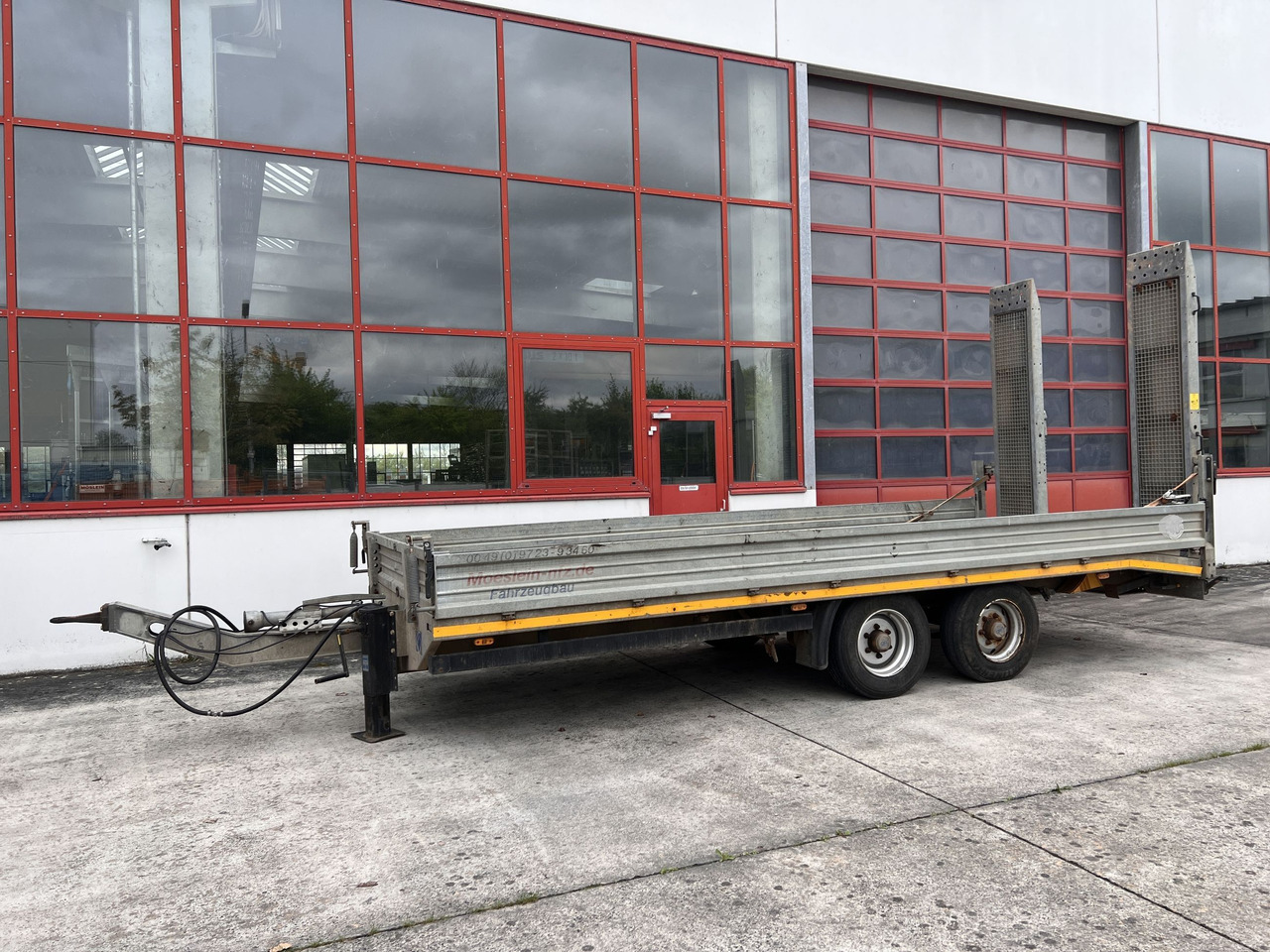 Möslein TTS 13 Schwebheim 13 t Tandemtieflader - Нискорамна площадка ремарке: снимка 1 Möslein TTS 13 Schwebheim 13 t Tandemtieflader - Нискорамна площадка ремарке: снимка 1