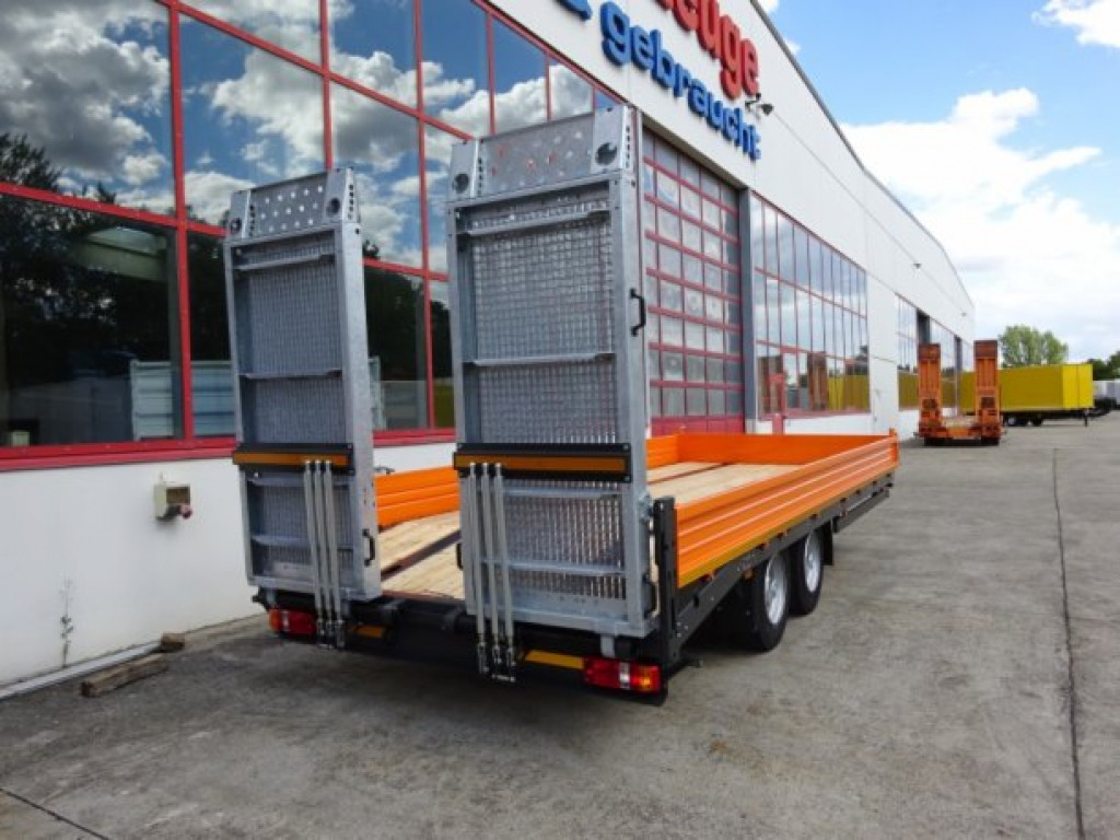 Möslein TTT 11-6,2 BR Orange Tandemtieflader mit breiten RampenNeufahrzeug - Нискорамна площадка ремарке: снимка 3 Möslein TTT 11-6,2 BR Orange Tandemtieflader mit breiten RampenNeufahrzeug - Нискорамна площадка ремарке: снимка 3