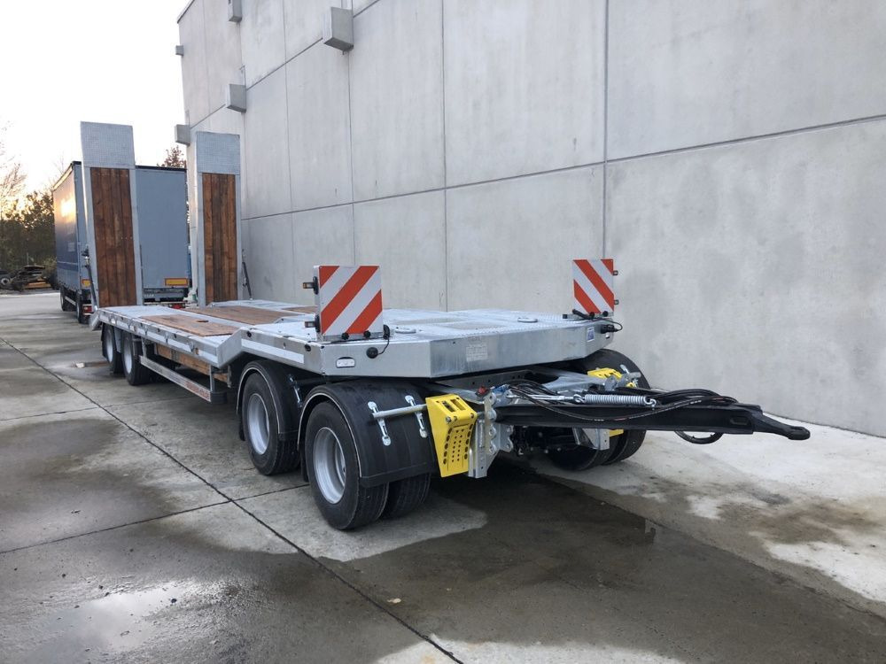 Möslein neuer 4 Achs Tieflader hydraulischen Rampen - Нискорамна площадка ремарке: снимка 3 Möslein neuer 4 Achs Tieflader hydraulischen Rampen - Нискорамна площадка ремарке: снимка 3