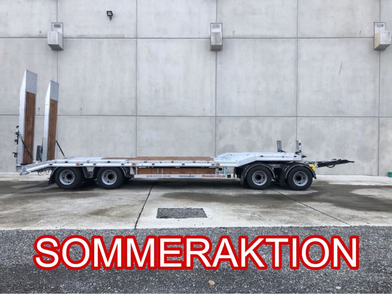 Möslein neuer 4 Achs Tieflader hydraulischen Rampen - Нискорамна площадка ремарке: снимка 1 Möslein neuer 4 Achs Tieflader hydraulischen Rampen - Нискорамна площадка ремарке: снимка 1