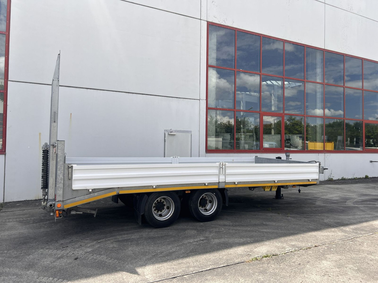 Müller-Mitteltal 14 t Tandemtieflader, wenig Benutzt - Нискорамна площадка ремарке: снимка 4 Müller-Mitteltal 14 t Tandemtieflader, wenig Benutzt - Нискорамна площадка ремарке: снимка 4