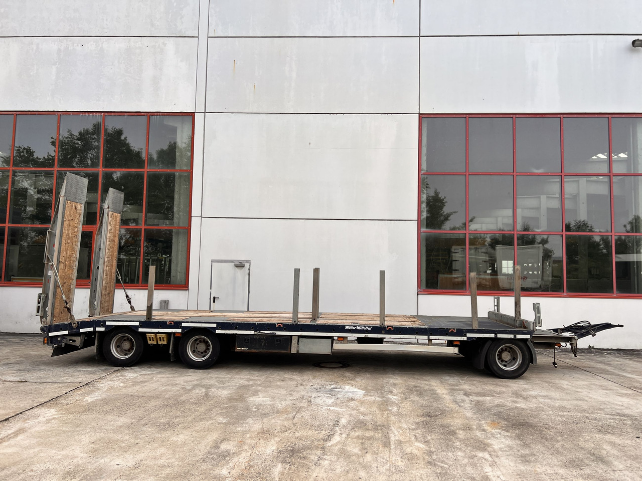 Müller Mitteltal D3 3 Achs Tieflader 9 m, Verzinkt, Wenig Benutzt - Нискорамна площадка ремарке: снимка 1 Müller Mitteltal D3 3 Achs Tieflader 9 m, Verzinkt, Wenig Benutzt - Нискорамна площадка ремарке: снимка 1