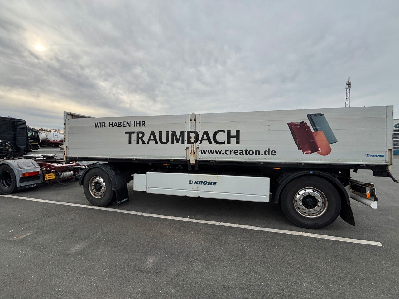 Krone AZ18 + Palettenkasten - Бордово ремарке/ Платформа: снимка 5 Krone AZ18 + Palettenkasten - Бордово ремарке/ Платформа: снимка 5