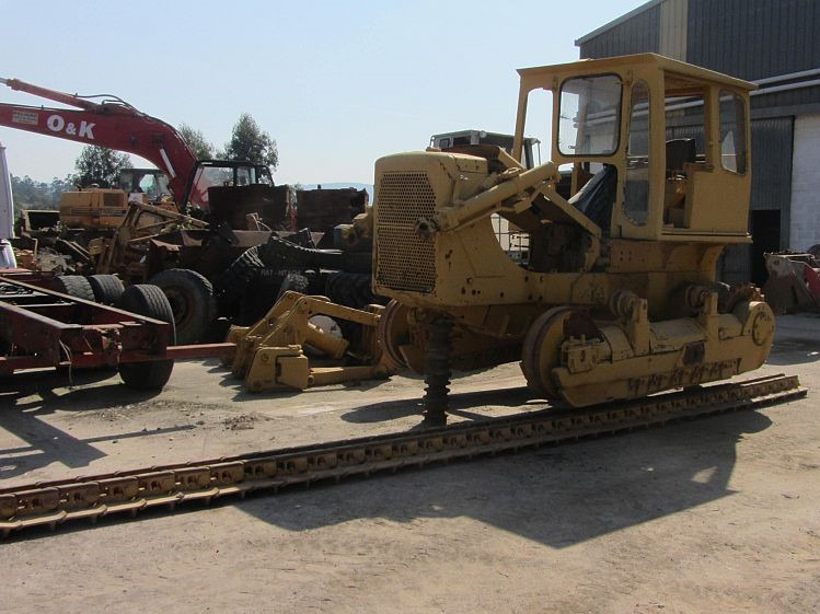 CATERPILLAR D6C (PIEZAS / DESGUACE) - Булдозер: снимка 2 CATERPILLAR D6C (PIEZAS / DESGUACE) - Булдозер: снимка 2