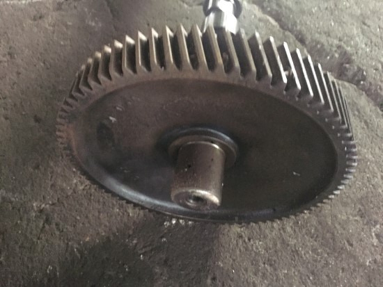KOMATSU D455 A1/ A2 / D455 / D780 / D680 / D465 / D460 (ÁRBOL DE LEVAS Y PIÑON) - Двигател и части за Строителна техника: снимка 1 KOMATSU D455 A1/ A2 / D455 / D780 / D680 / D465 / D460 (ÁRBOL DE LEVAS Y PIÑON) - Двигател и части за Строителна техника: снимка 1