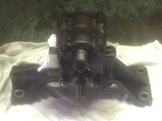 KOMATSU D53 (4D130 / SL4D130) (BOMBA DE ACEITE) - Двигател и части за Строителна техника: снимка 2 KOMATSU D53 (4D130 / SL4D130) (BOMBA DE ACEITE) - Двигател и части за Строителна техника: снимка 2