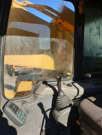 KOMATSU PC600 (CABINA) - Кабина и интериор за Строителна техника: снимка 3 KOMATSU PC600 (CABINA) - Кабина и интериор за Строителна техника: снимка 3