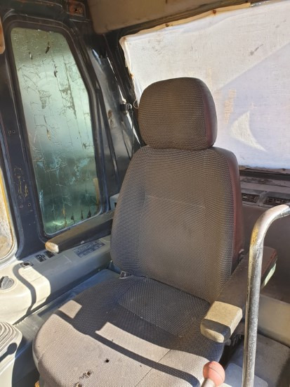 Кабина и интериор за Строителна техника KOMATSU PC600 (CABINA): снимка 8