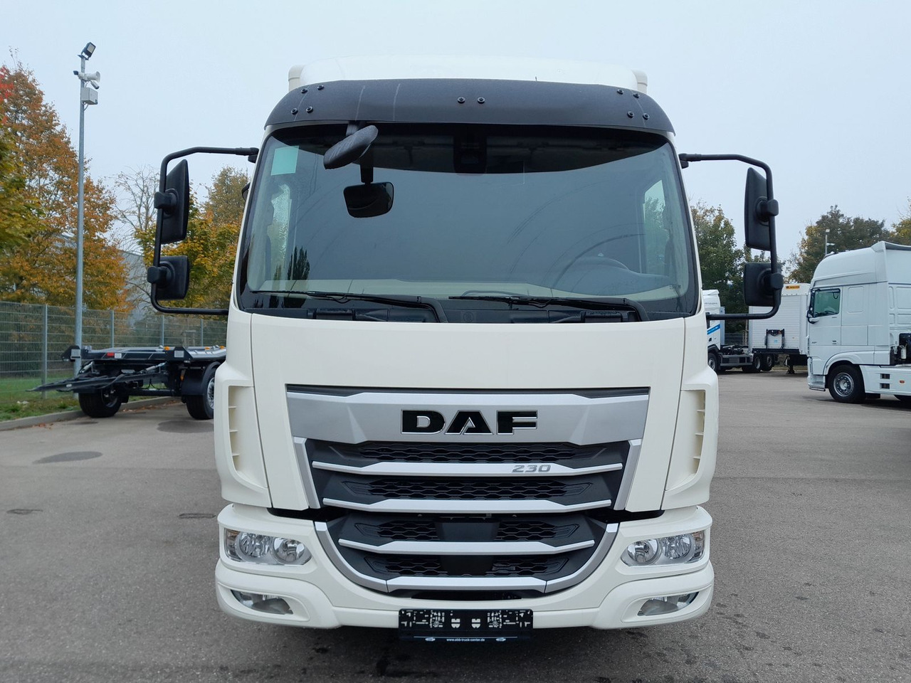 DAF FA XB 230 12t - Камион фургон: снимка 3 DAF FA XB 230 12t - Камион фургон: снимка 3