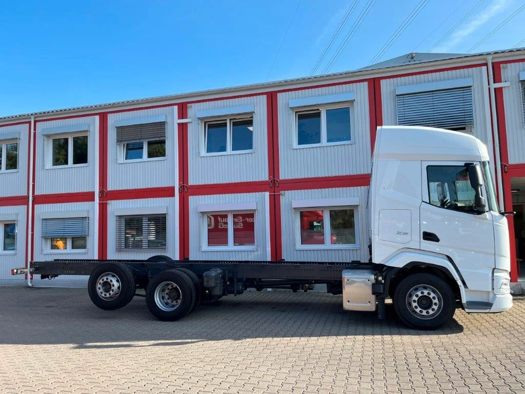 DAF FAN XF 480 ohne Aufbau - Шаси кабина: снимка 5 DAF FAN XF 480 ohne Aufbau - Шаси кабина: снимка 5
