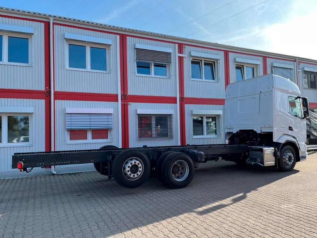 DAF FAN XF 480 ohne Aufbau - Шаси кабина: снимка 2 DAF FAN XF 480 ohne Aufbau - Шаси кабина: снимка 2