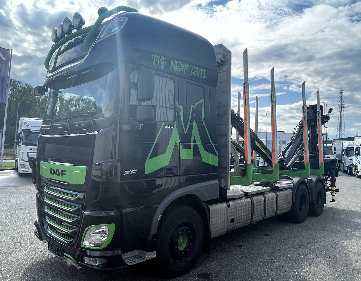 DAF FAT XF 530 SSC, Holztransport, Greifer mit Säge - Камион за дърва, Камион с кран: снимка 2 DAF FAT XF 530 SSC, Holztransport, Greifer mit Säge - Камион за дърва, Камион с кран: снимка 2