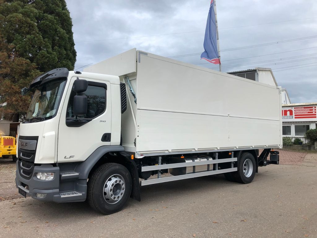 DAF LF 310 18t Zikun Getränkeaufbau DAF LF 310 18t Zikun Getränkeaufbau - За напитки камион: снимка 2 DAF LF 310 18t Zikun Getränkeaufbau DAF LF 310 18t Zikun Getränkeaufbau - За напитки камион: снимка 2