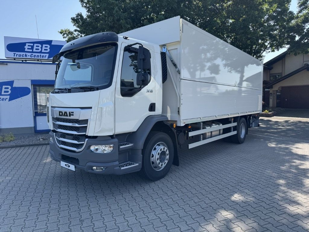 DAF XB 310 FA 18t Getränkeaufbau DAF XB 310 FA 18t Getränkeaufbau - За напитки камион: снимка 1 DAF XB 310 FA 18t Getränkeaufbau DAF XB 310 FA 18t Getränkeaufbau - За напитки камион: снимка 1