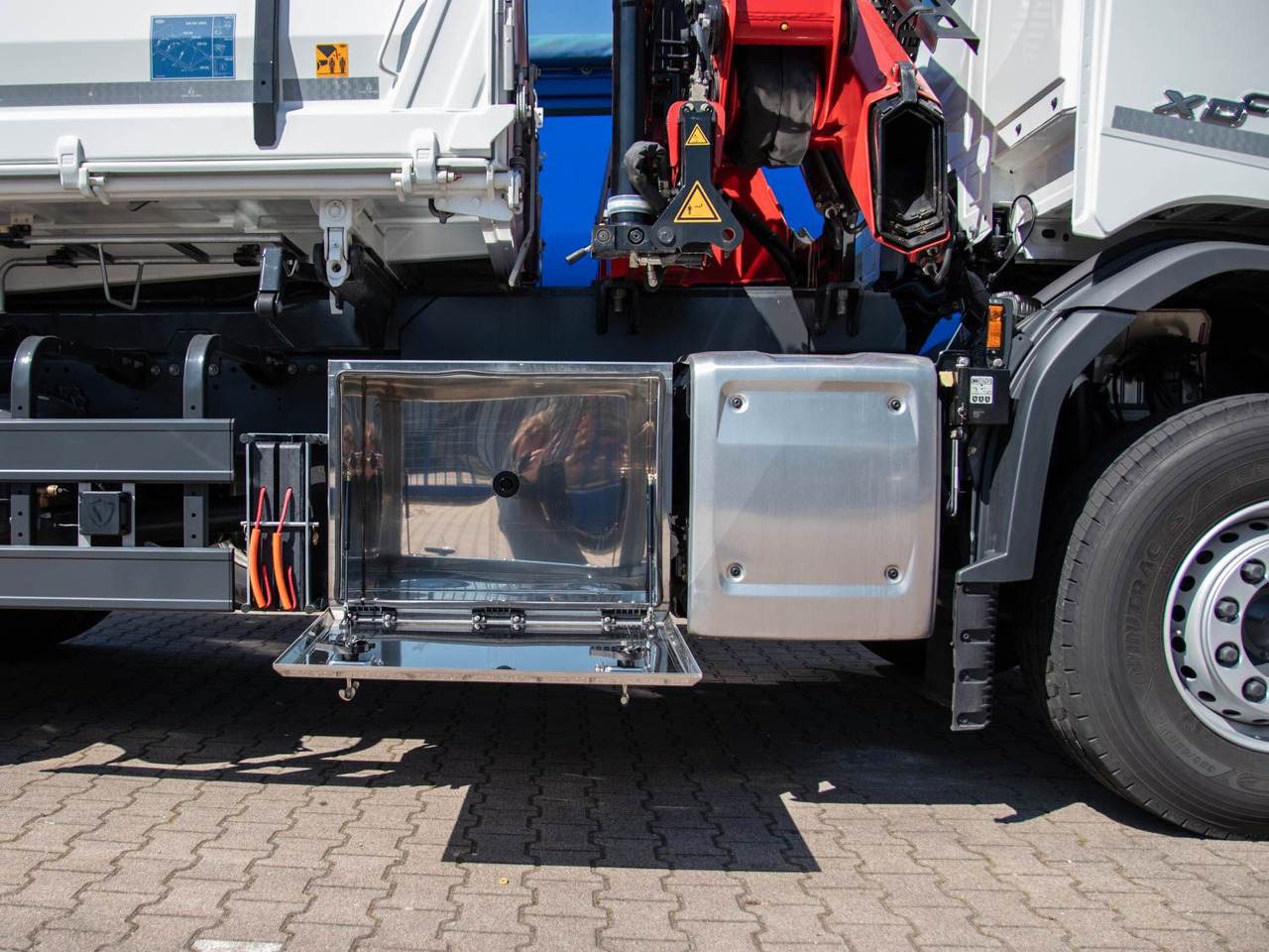 Нови Самосвал камион DAF XDC 370 FA Meiller Krankipper HMF DAF XDC 370 FA Meiller Krankipper HMF: снимка 27 Нови Самосвал камион DAF XDC 370 FA Meiller Krankipper HMF DAF XDC 370 FA Meiller Krankipper HMF: снимка 27