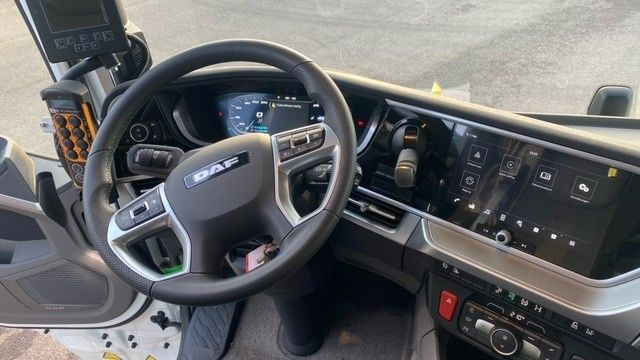 DAF XF 480 FAN Abroller VDL DAF XF 480 FAN Abroller VDL - Мултилифт с кука камион: снимка 5 DAF XF 480 FAN Abroller VDL DAF XF 480 FAN Abroller VDL - Мултилифт с кука камион: снимка 5